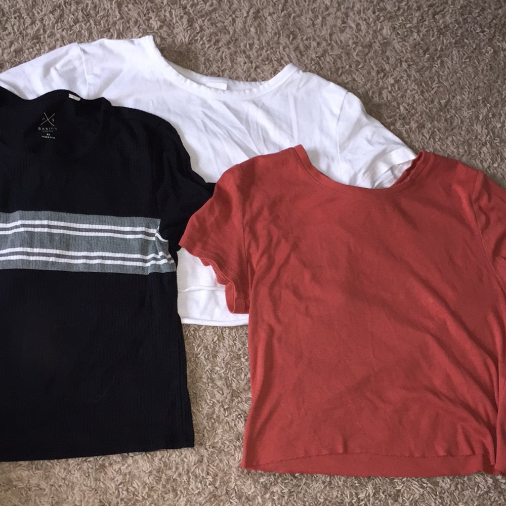 3 cropped T’s